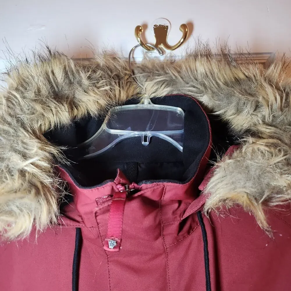 Burton Jacket Womens Med, Burgundy, Fur‎ Trimmed Hood, Pockets, Side Vents